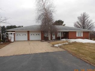 421 State Highway 151, Mineral Pt, WI 53565