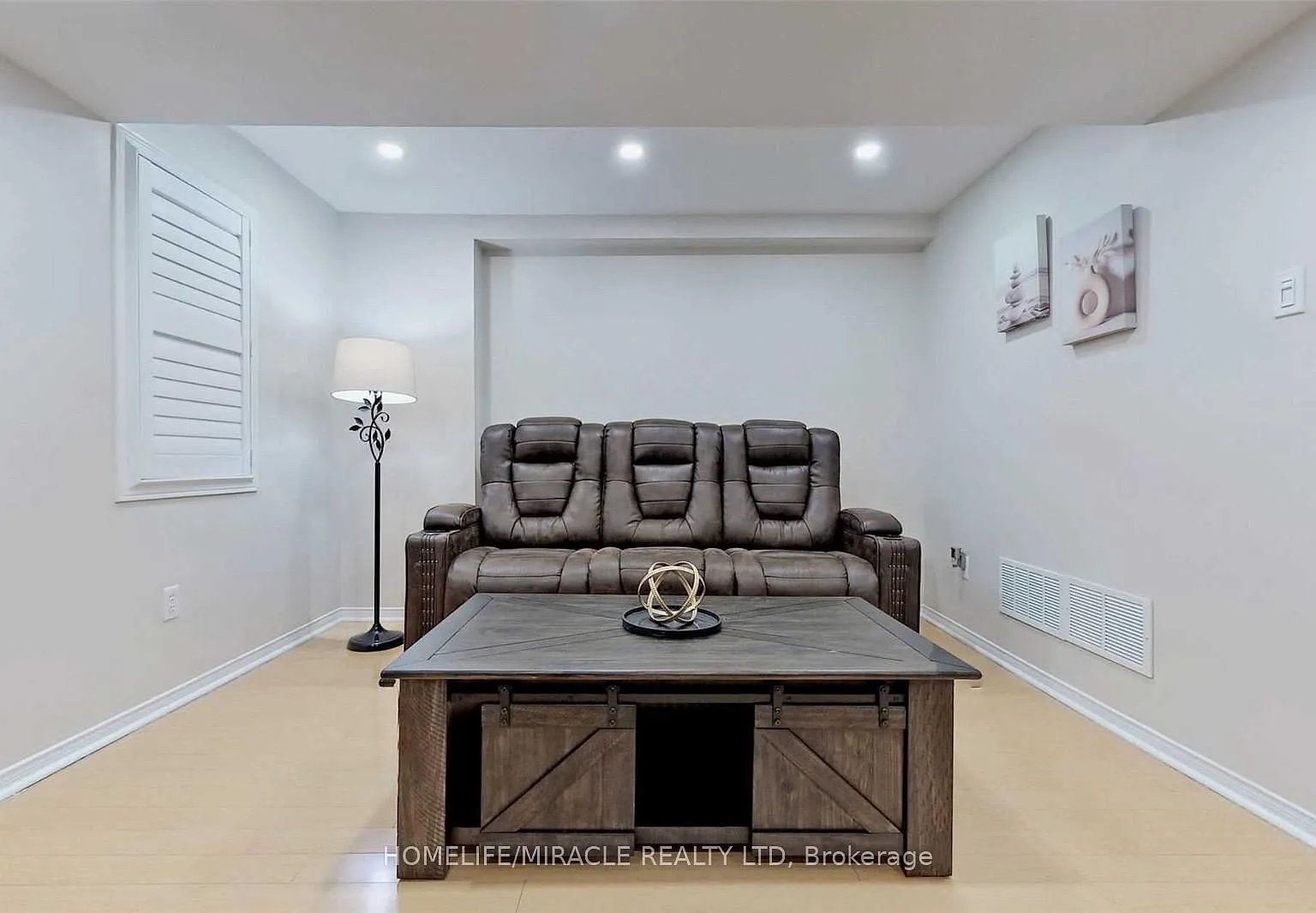 4 bed, $3,650 — Photo 3
