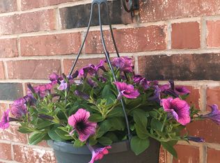 1365 W Stone House Rd, Nixa, MO 65714