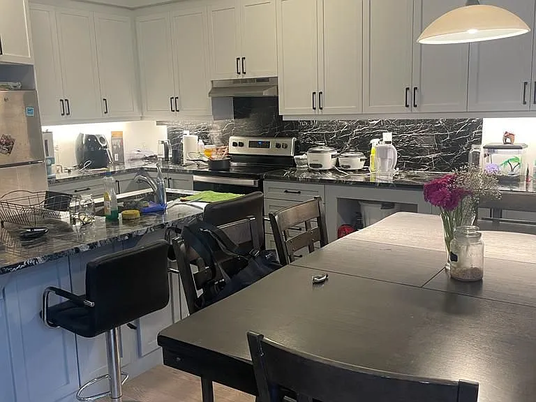 76 Keppel Cir — Photo 8