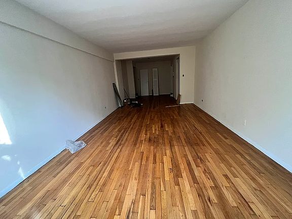 2nd image of 36 Hamilton Ave #8KK