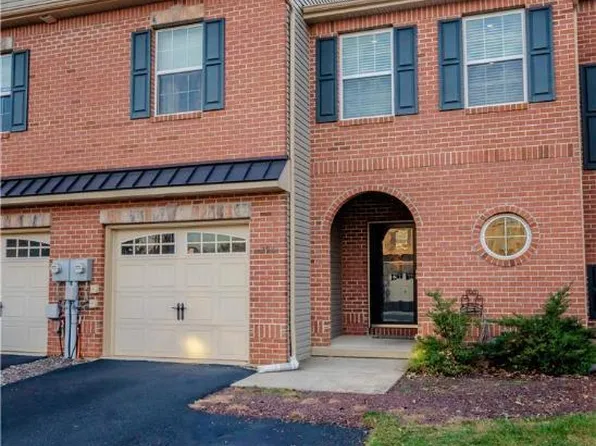 293 Milkweed Dr, Allentown, PA 18104