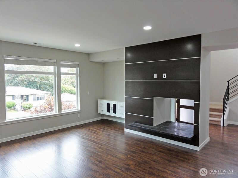 3rd image of 4319 S 10th Street