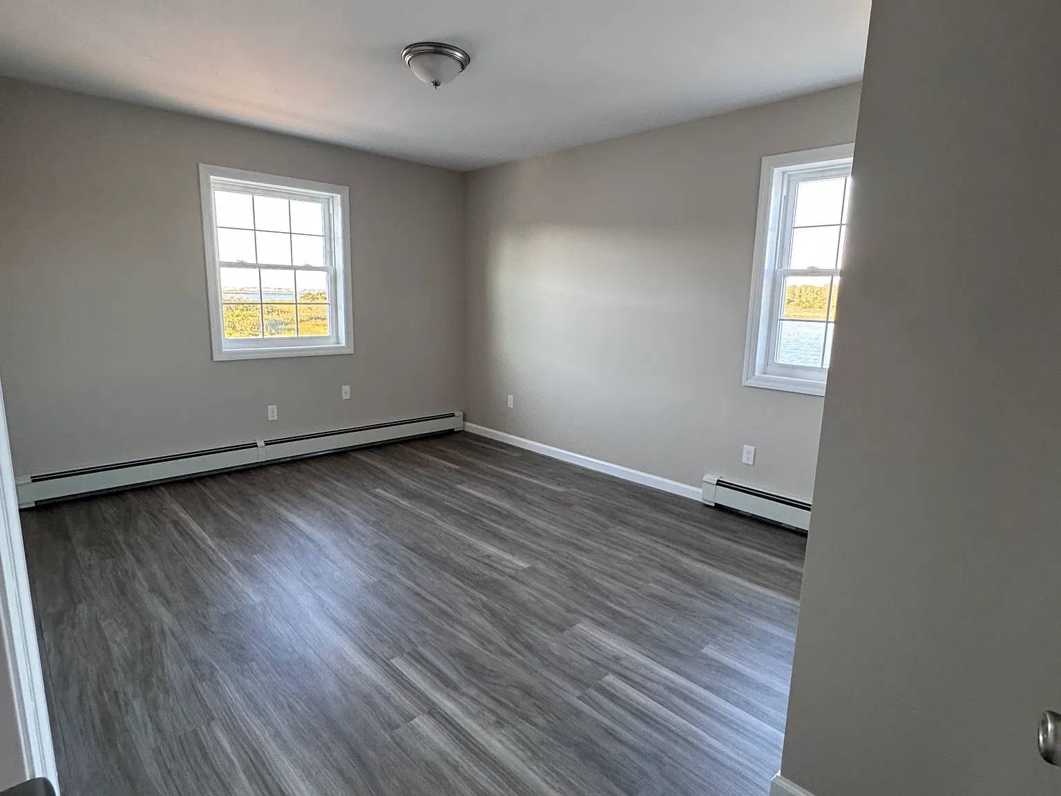 3 bed, 1200 sqft, $3,400 — Photo 3