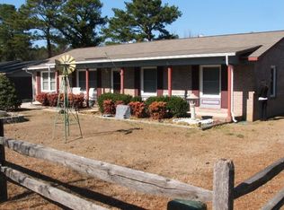 1909 Alder Rd, Fayetteville, NC 28304