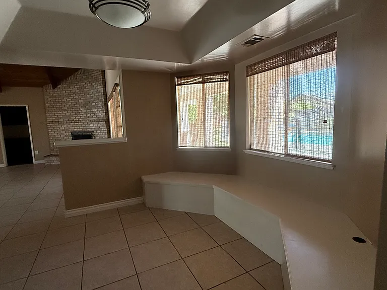 9409 High Oak Dr — Photo 10