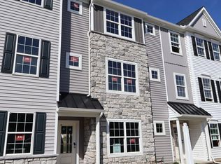 2457 Spring Water Cir #112, Lancaster, PA 17601