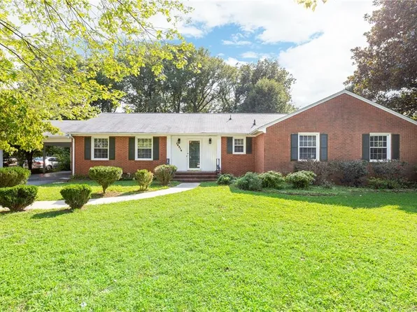 12316 Petersburg St, Chester, VA 23831