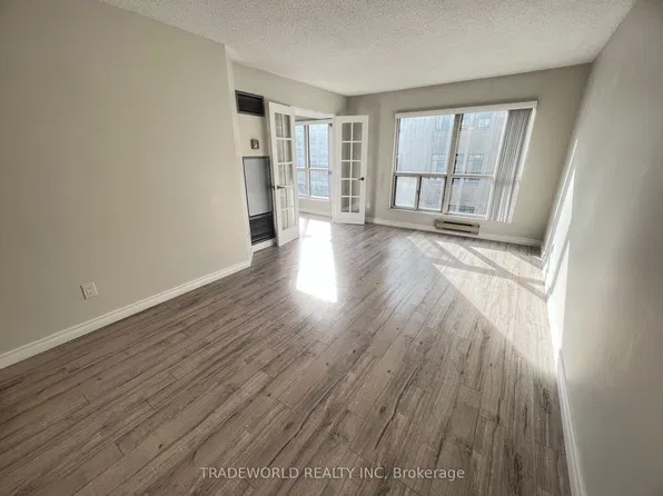 7 Carlton St, Toronto, ON