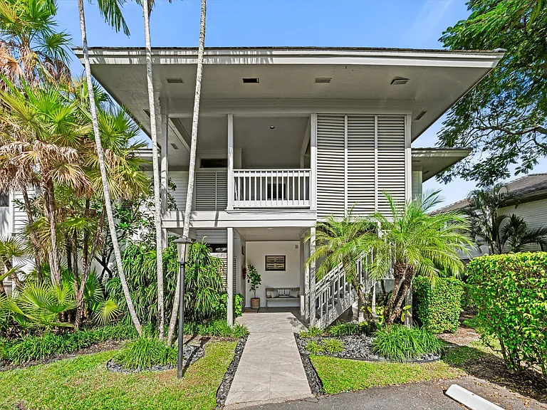 11842 Pebblewood Dr #202 — Photo 19