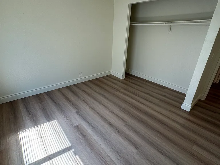 2741 Park Ave #7 — Photo 8