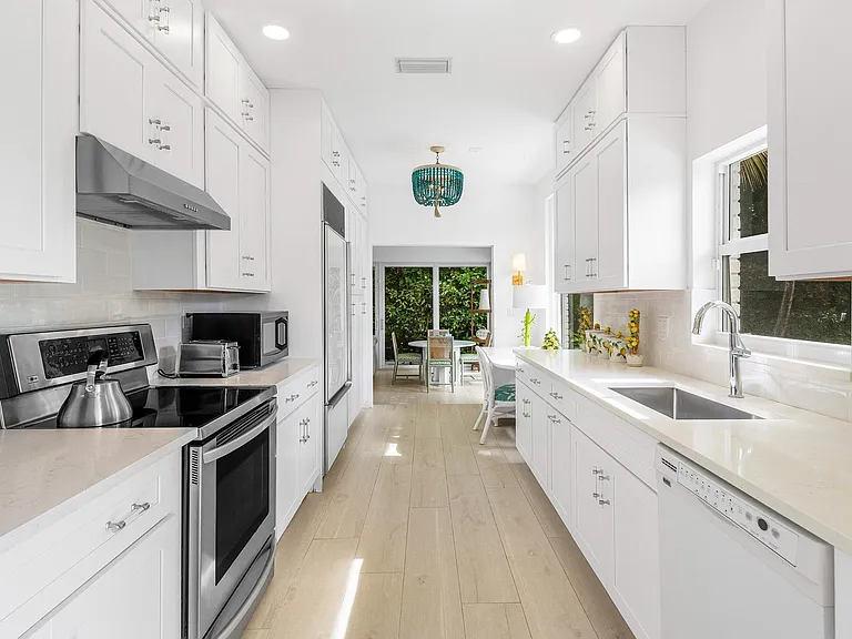 1100 N Ocean Blvd — Photo 7