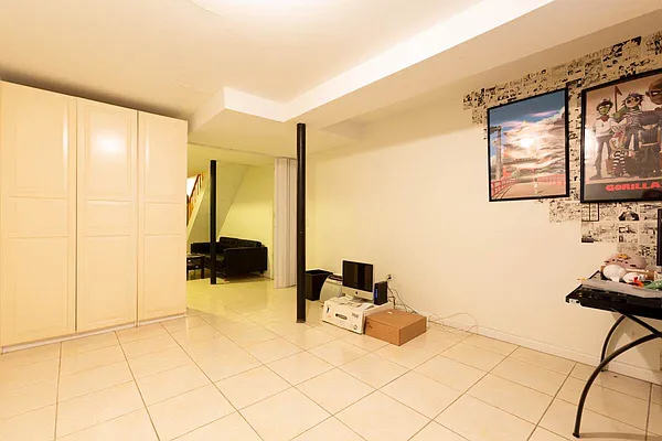 Rented by Double R Ventures LLC | media 42