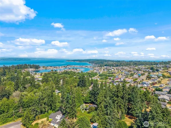 37310 NE Hood Canal Drive, Hansville, WA 98340