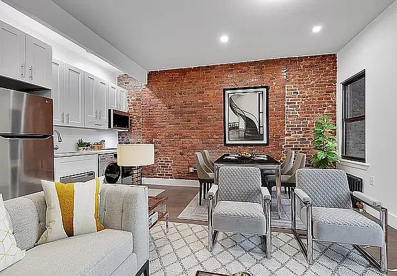 3rd image of 316 2nd Ave APT 4A