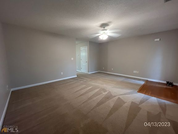 3rd image of 3050 Village Run Dr