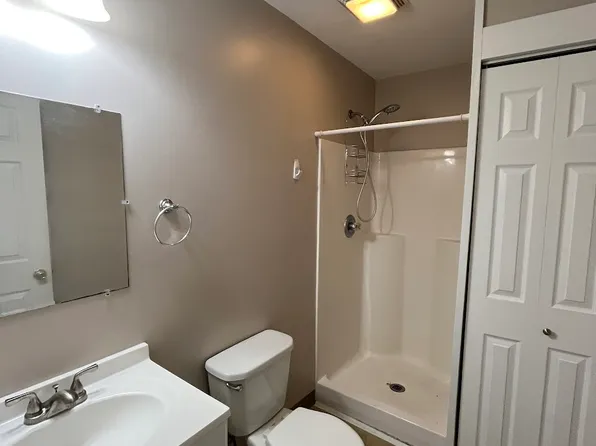 6-1 Stadler St Building G, Belchertown, MA 01007