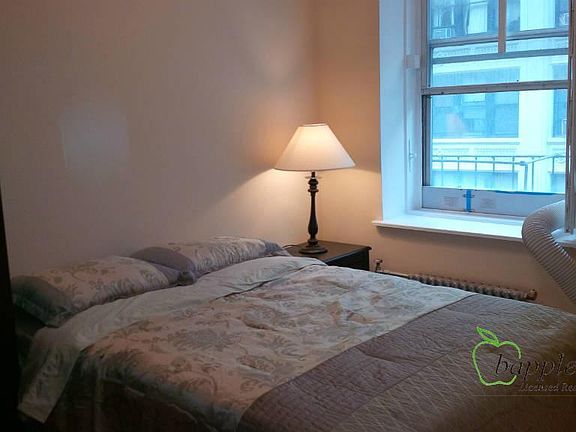 3rd image of 14 E 37th St APT 4a