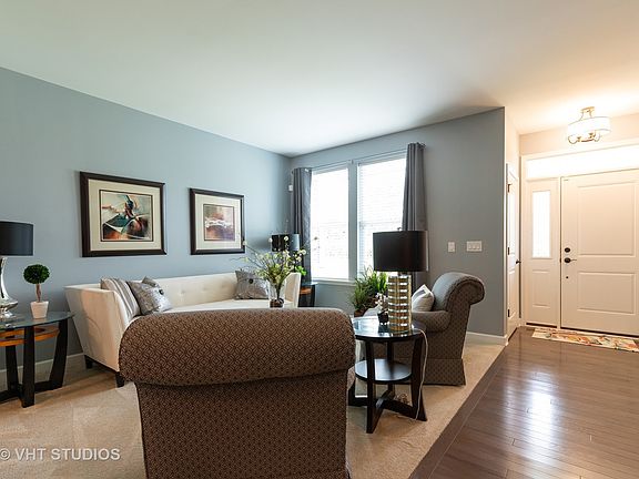 4th image of 19 Lake Vista Ct