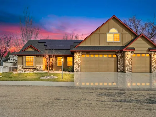 1880 W Kelly Creek Dr, Meridian, ID 83642