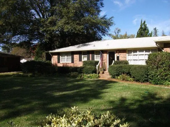 841 Brooke Rd, Virginia Beach, VA 23454