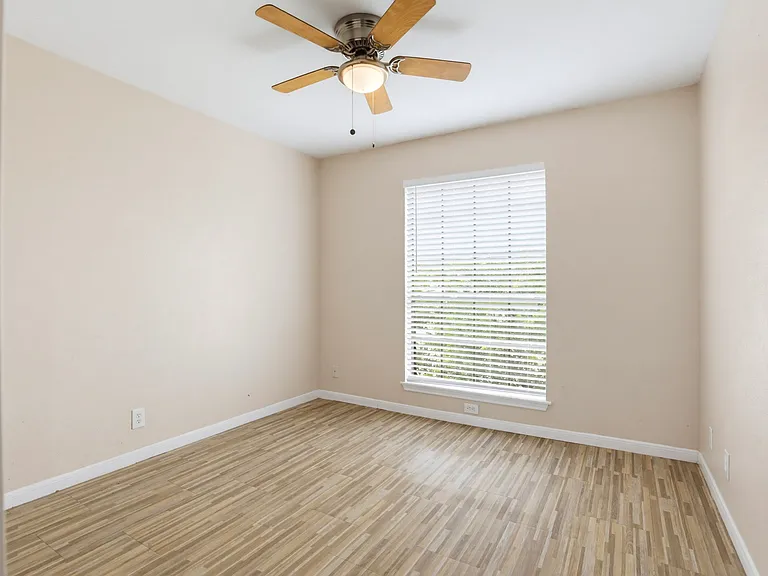 10543 Starcrest Dr #10543 — Photo 7