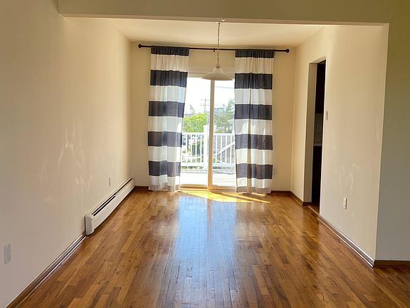 4th image of 297 Fairfield Ave APT 2