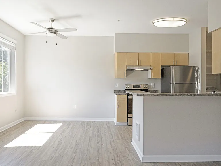 Springbrook Apartments — Photo 9