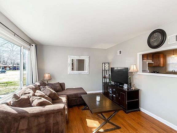 2nd image of 11410 W 70th Ter