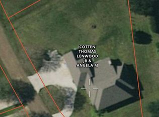 128 Cherrybark Ln, Natchez, MS 39120