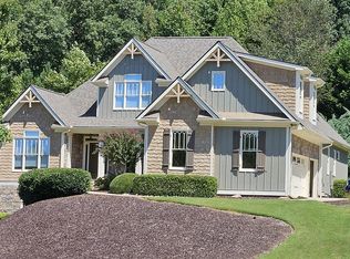 25 Aaron Ln, Cartersville, GA 30121