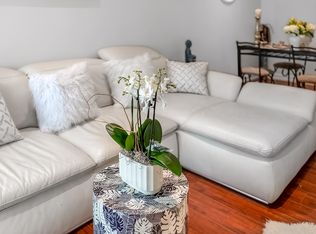 4532 Park Monaco UNIT B, Calabasas, CA 91302