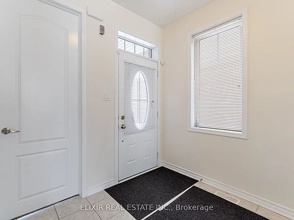 5th image of 532 Edenbrook Hill Dr