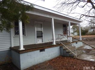 725 Harriett St, Henderson, NC 27536