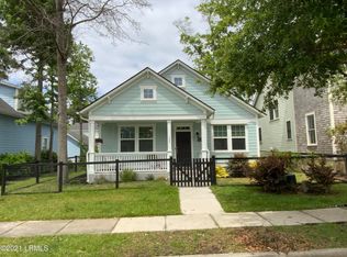 322 Cockle Ln, Beaufort, SC 29906