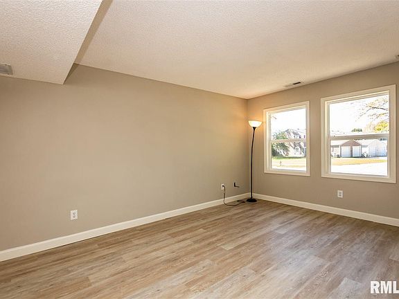 5th image of 3512 N Sandia Dr #9