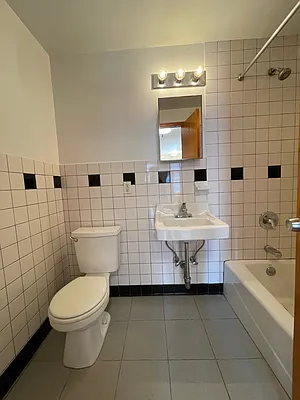 Rented by Peter Meskouris LREB | media 21