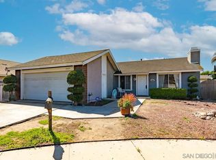10525 Share Ct, Santee, CA 92071