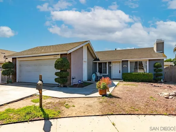 10525 Share Ct, Santee, CA 92071