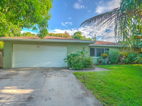179 SE 27th Place, Boynton Beach, FL 33435