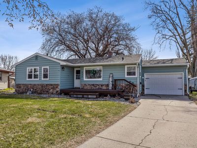 225 6th Ave E, West Fargo, ND, 58078