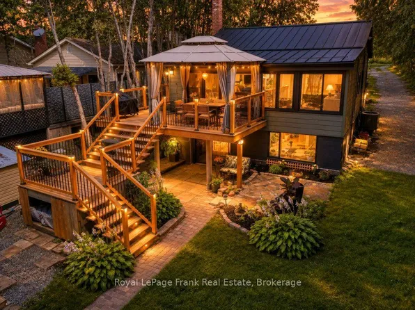 100 Pilkey Rd, Uxbridge, ON L0C 1H0