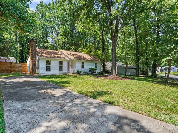 5301 Great Wagon Rd, Charlotte, NC 28215