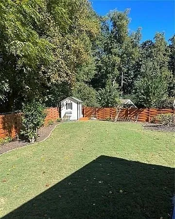 302 Old Ivy Rd NE — Photo 30