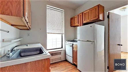 Rented by Bond New York
