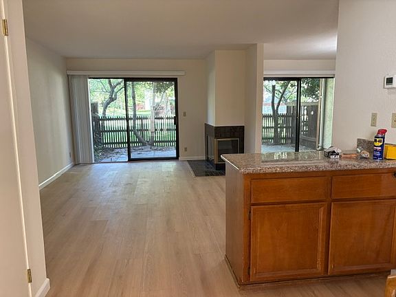 2nd image of 1818 Indian Creek Ct