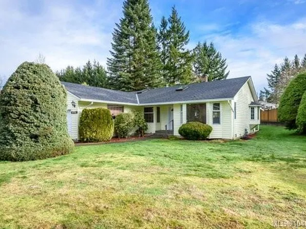 4994 Adrian Rd, Comox Valley, BC V9N 6T8