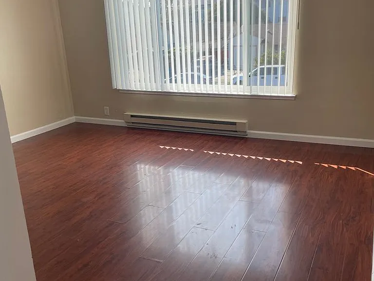 2857 Marlborough Ave — Photo 5