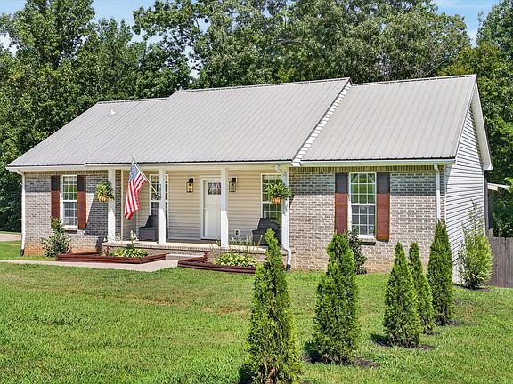 2nd image of 385 Belmont Rd