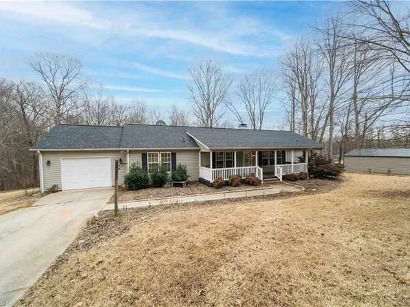 2021 Joes Dr, Yadkinville, NC 27055